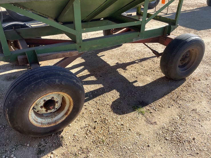 #5929-•-gravity-box-on-running-gear-image-30