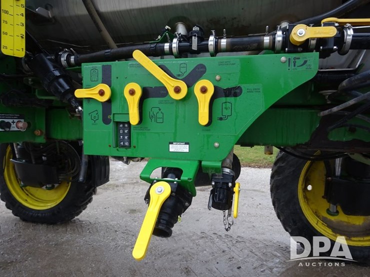 2015-john-deere-r4038-image-89