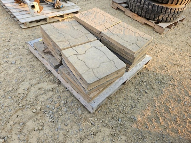 #3146-•-(22)-patio-blocks-image-3