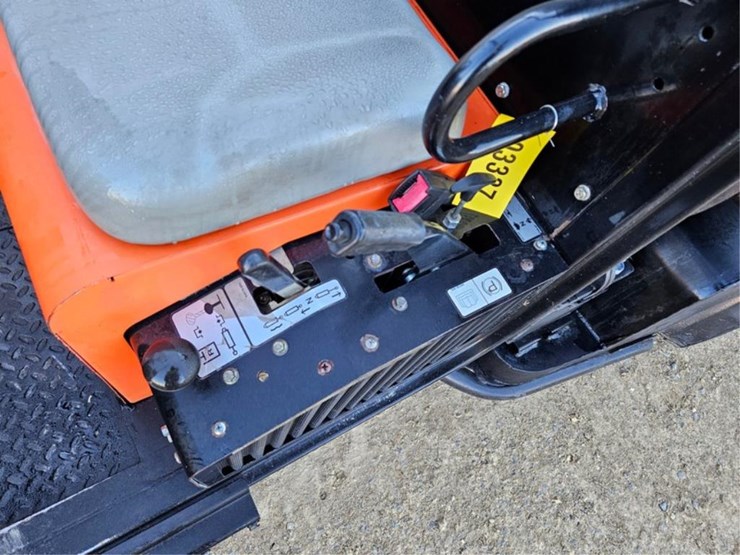 cushman-turf-truckster-image-24