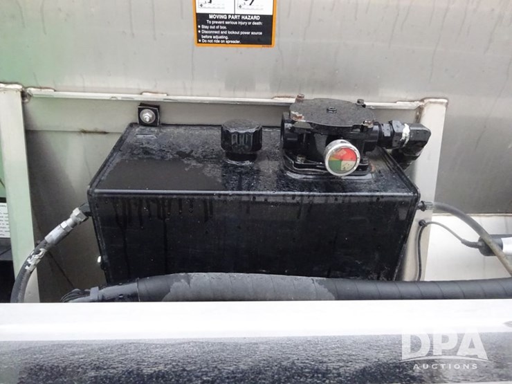 2018-john-deere-f4365-image-65