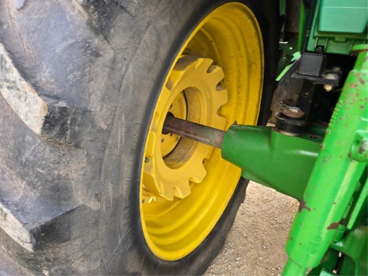 john-deere-7520-image-9