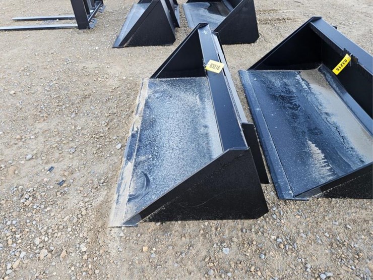 #3216-•-new-swict-60"-material-bucket-image-2