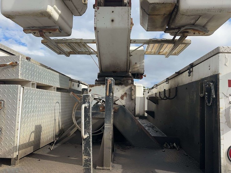 1997-international-4900-image-17