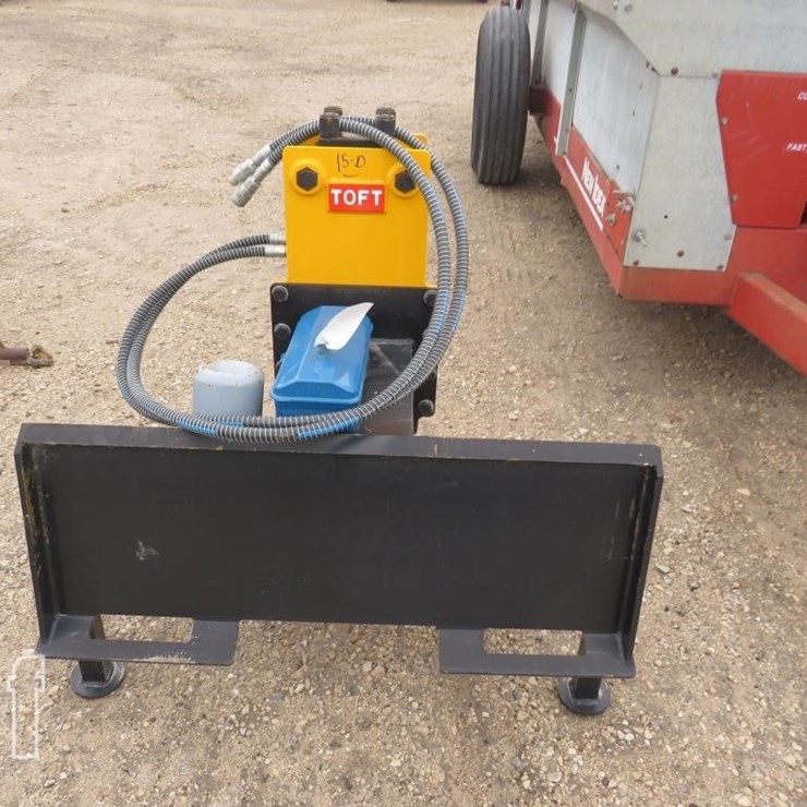 SKID LOADER POST POUNDER NEW