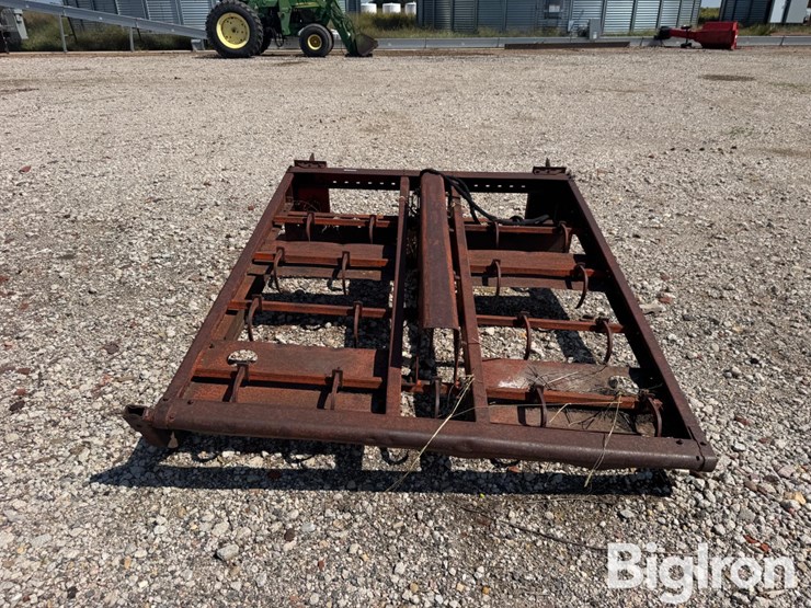 farmhand-bale-attachment-image-6