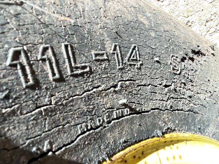 john-deere-2500-image-29