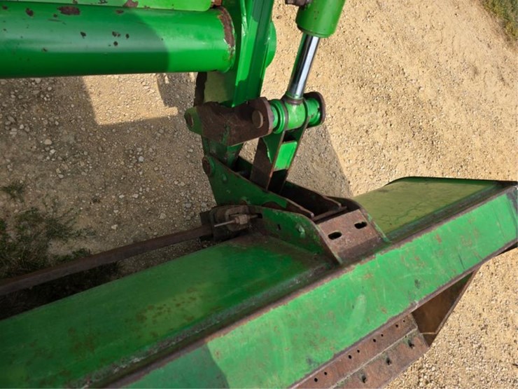john-deere-7520-image-19