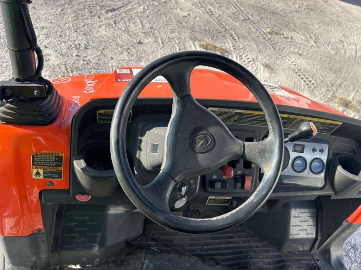 2012-kubota-rtv900-image-11