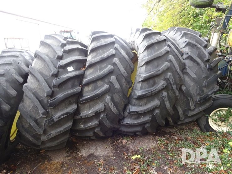 (4)-trelleborg-flotation-tires/rims-(pz14118)-image-1