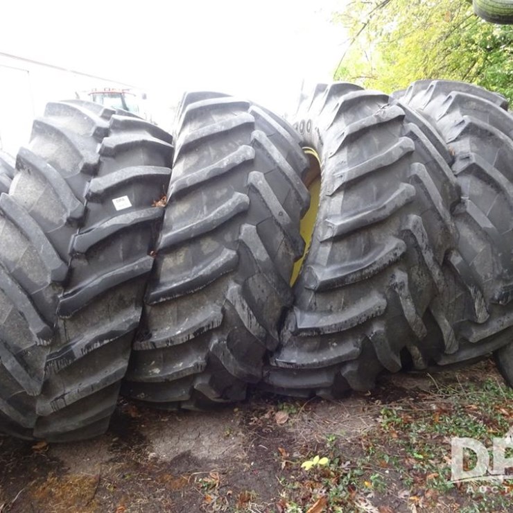 (4) Trelleborg Flotation Tires/Rims (PZ14118)