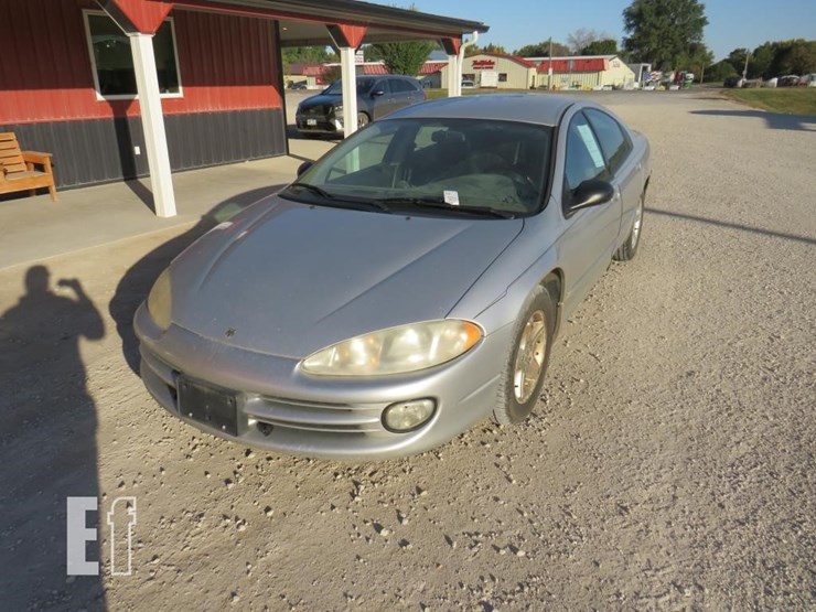 2002-dodge-intrepid-image-2
