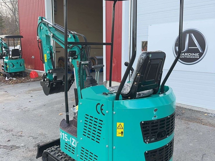 2025-agt-h15z-mini-excavator-image-7