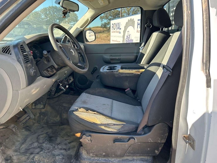 2006-chevrolet-silverado-1500-image-12