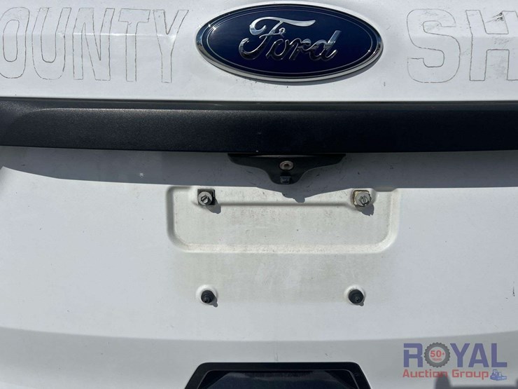 2017-ford-explorer-image-28