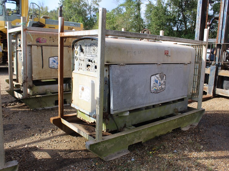 #2555-•-lincoln-welder-|-parts-or-repair-image-1