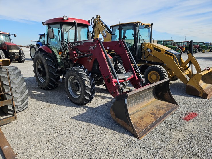 2009-case-ih-farmall-95-image-23