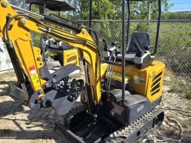 cfg-mini-excavator-mx20r-image-1