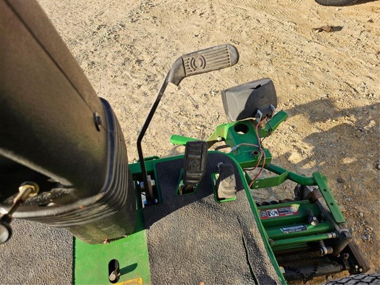 john-deere-2500e-image-17