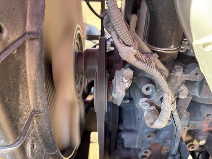 2019-kubota-m7060d-image-55