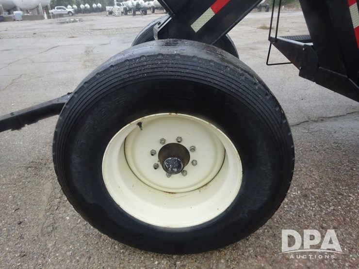 double-nh3-nurse-tanks-(pz14082,-unit-50409,-tank-3)-image-25