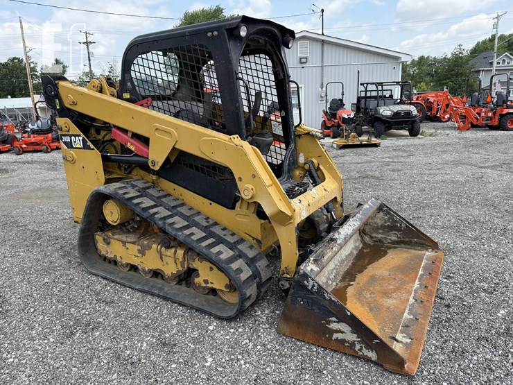 2019-caterpillar-249d-image-7