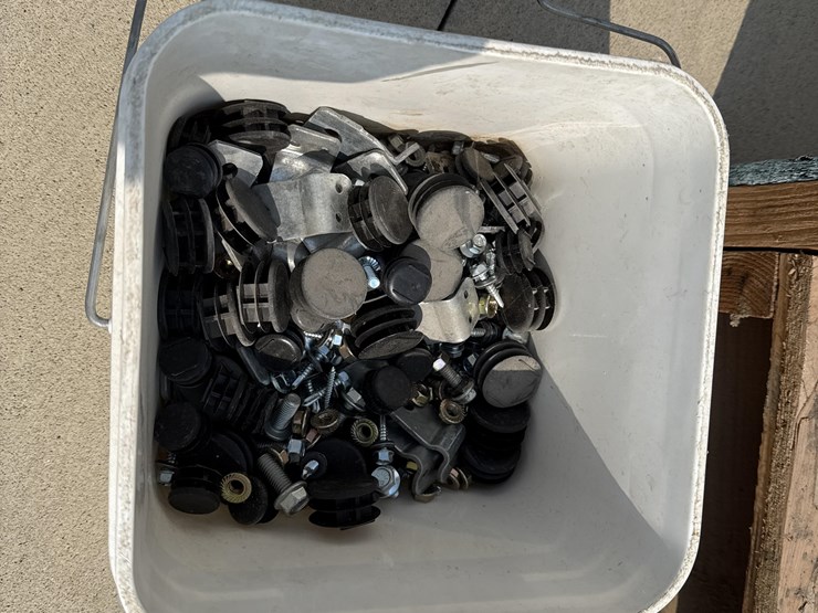 grain-bin-miscellaneous-bolts-&-parts-image-10