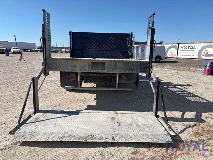 2017-ford-f350-image-15