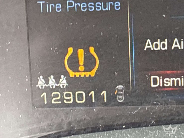 2013-cadillac-srx-image-5