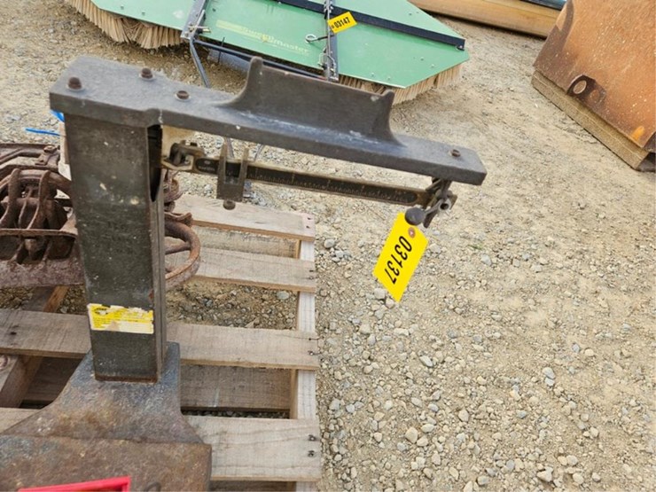 #3137-•-pallet-assorted-items-image-9