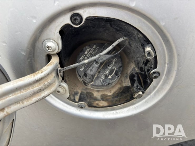 2017-ram-2500-heavy-duty-slt-4x4-pickup-(gp11747,-unit-98702)-image-28