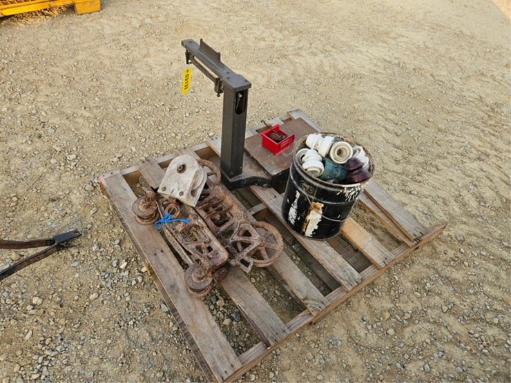 #3137-•-pallet-assorted-items-image-4