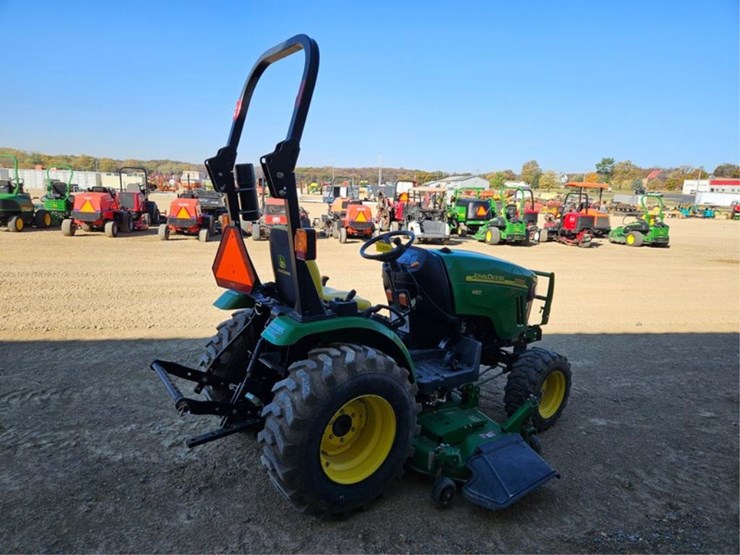 john-deere-2320-image-5