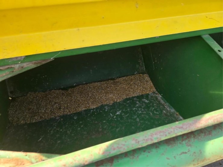 john-deere-8300-image-14