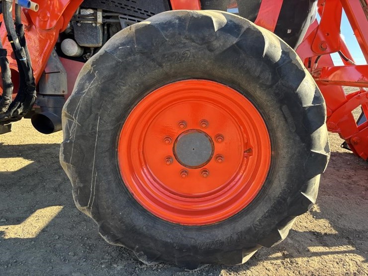 2018-kubota-m5-111d-image-18