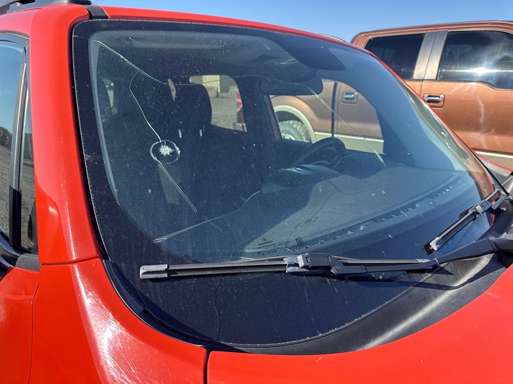 2017-jeep-renegade-image-12