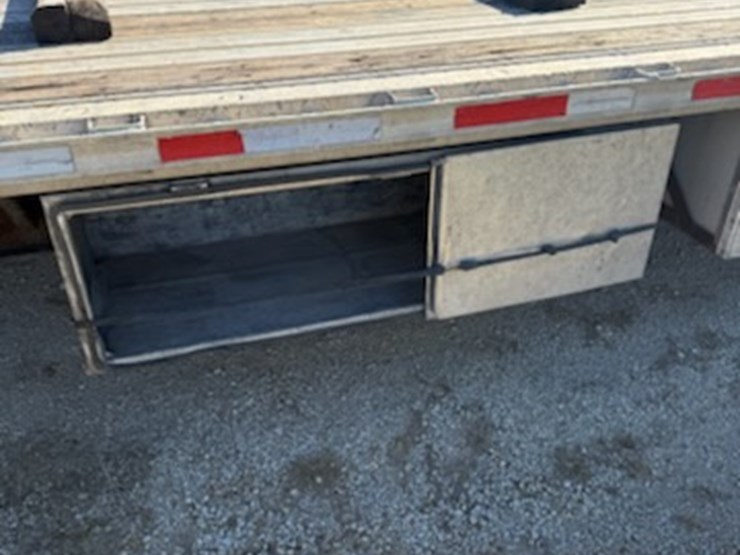 2008-fontaine-step-deck-image-18