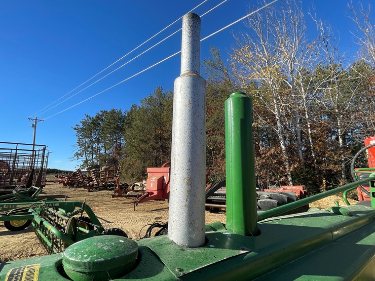 john-deere-b-image-38