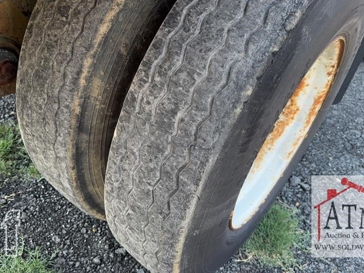 1999-utility-48'-flatbed-image-11