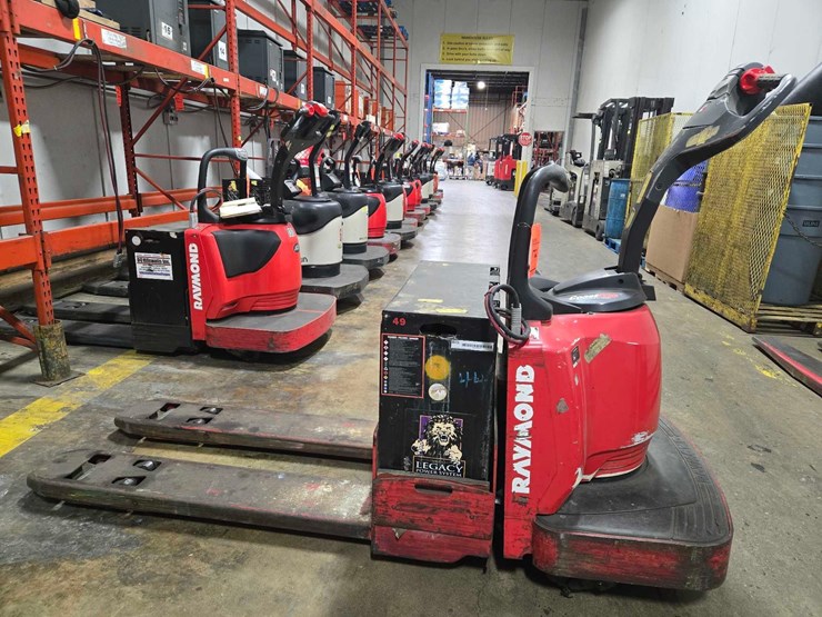 2007-raymond-8400-image-5