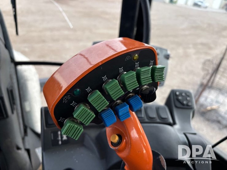 2014-ag-chem-rg1100-image-68