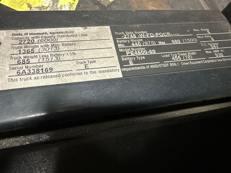 2015-crown-pe4500-60-image-3