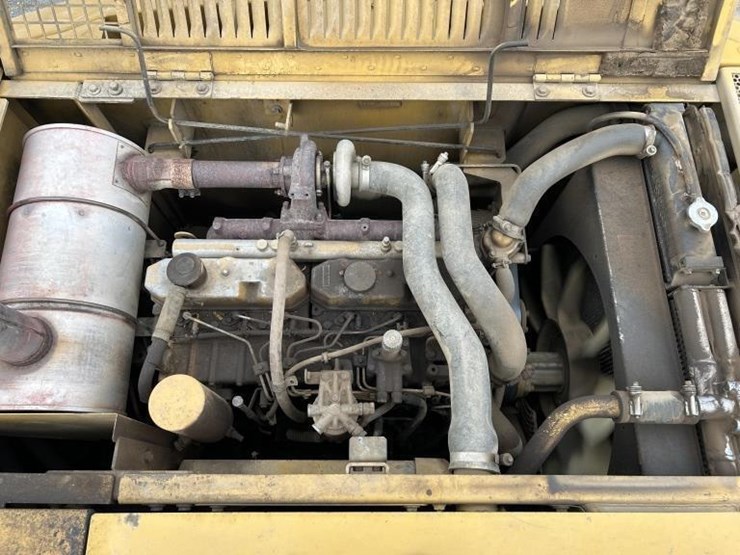 caterpillar-320c-image-45