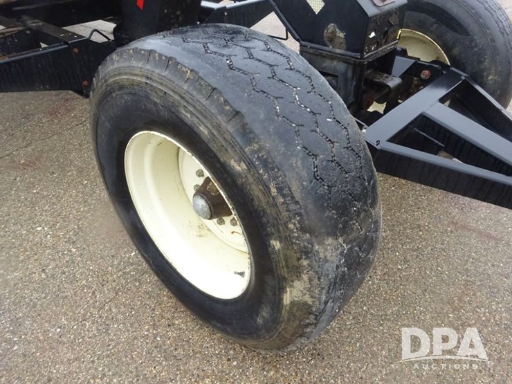 double-nh3-nurse-tanks-(pz14083,-unit-96111,-tank-4)-image-26