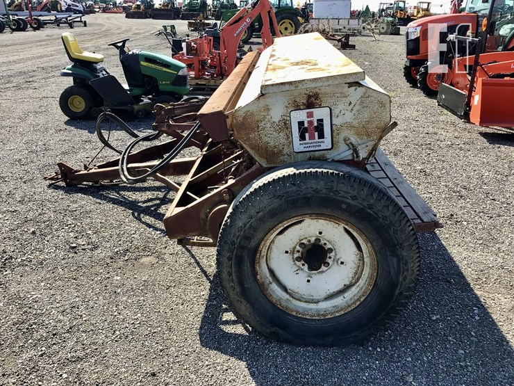 international-10-image-8