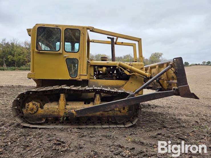 1967-caterpillar-d6c-image-4