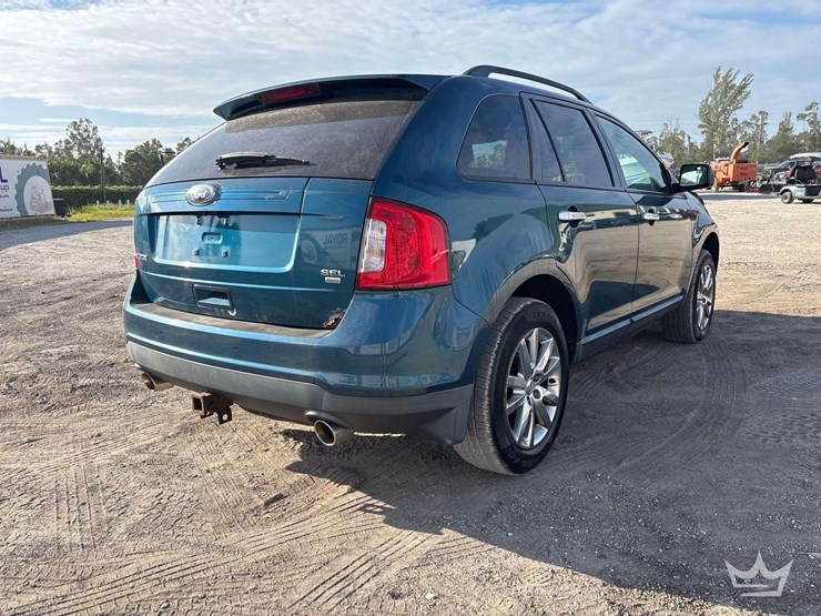 2011-ford-edge-image-3