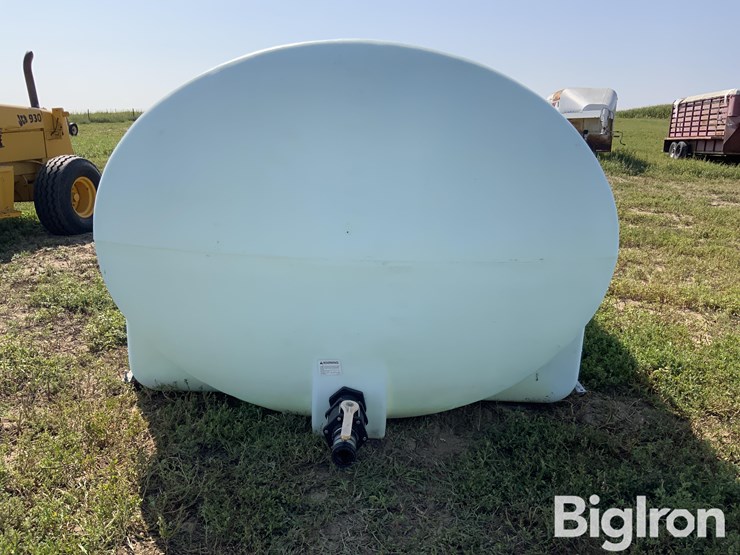 2550-gallon-poly-tank-image-2