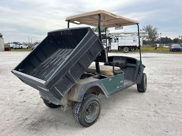 2014-cushman-electric-utility-cart-image-7