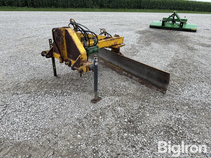 rhino-r1400-blade-image-1